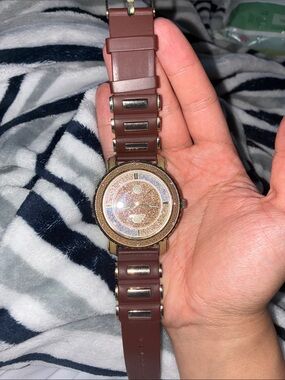 Brown Glitter Dial Smartwatch with Metallic Accents